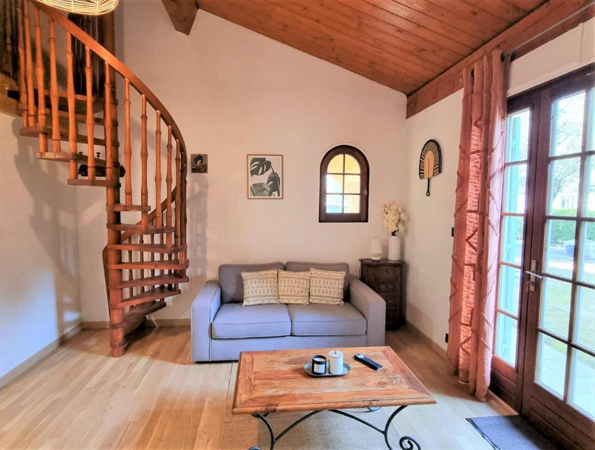 Le Chalet Charbonnieres-les-Bains Luaran gambar