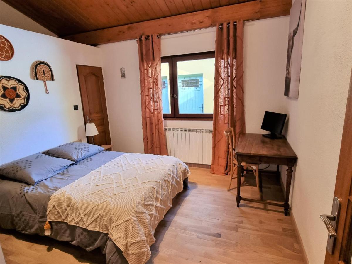 Le Chalet Charbonnieres-les-Bains Luaran gambar